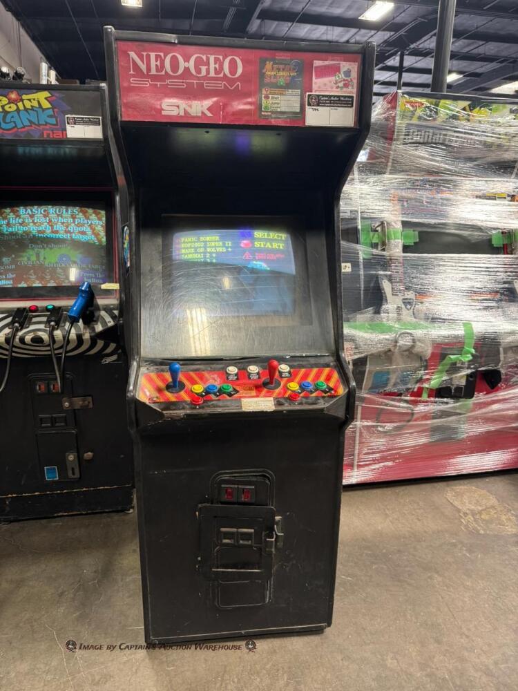 NEO GEO SNK UPRIGHT ARCADE GAME