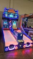 LANE MASTER TWIN BOWLING ALLEY ROLLER ARCADE GAME UNIS