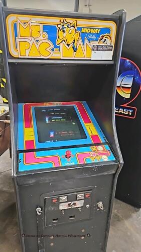 MS. PACMAN CLASSIC ARCADE GAME BALLY