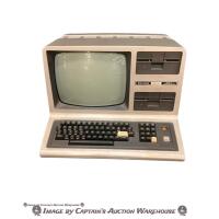 RADIO-SHACK TRS-80 DATA TERMINAL VINTAGE COMPUTER