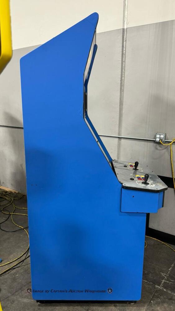 MARVEL VS CAPCOM 2 BIG BLUE CAB UPRIGHT ARCADE GAME CAPCOM