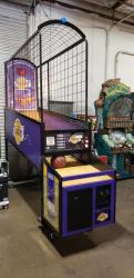 NBA HOOPS L.A. LAKERS BASKETBALL SPORT ARCADE GAME