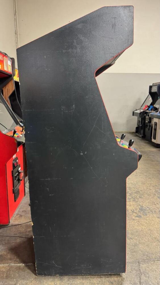 MULTICADE UPRIGHT ARCADE GAME W/ LCD MONITOR