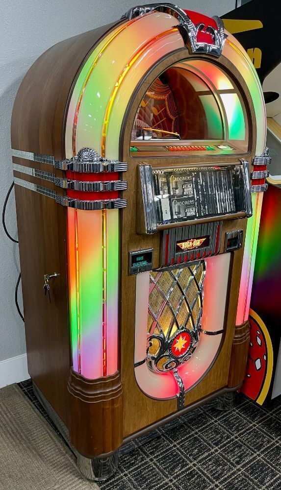 ROCKOLA BUBBLER CD MUSIC JUKEBOX MODEL #CD8C L@@K!!!