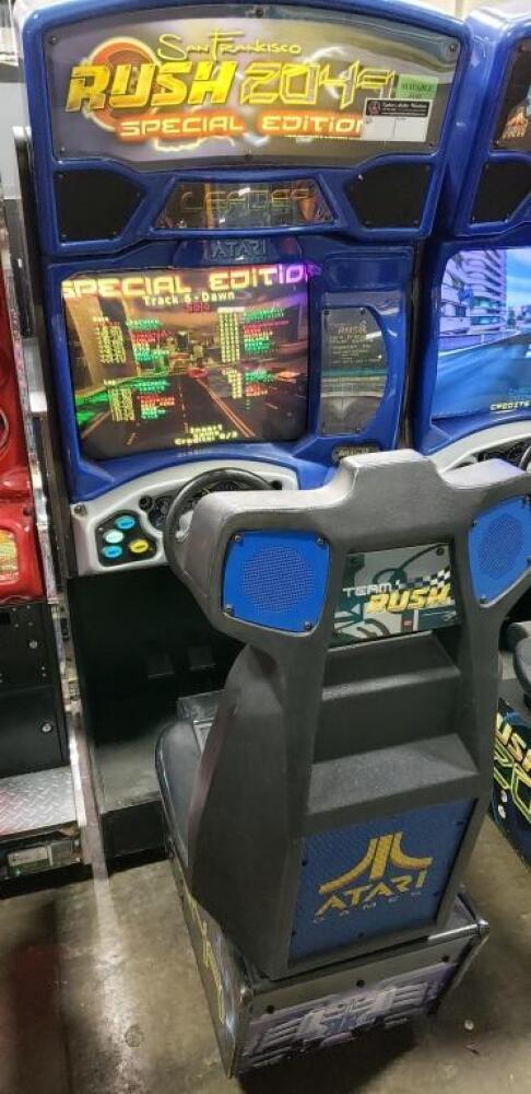 RUSH 2049 SPECIAL EDITION RACING ARCADE GAME