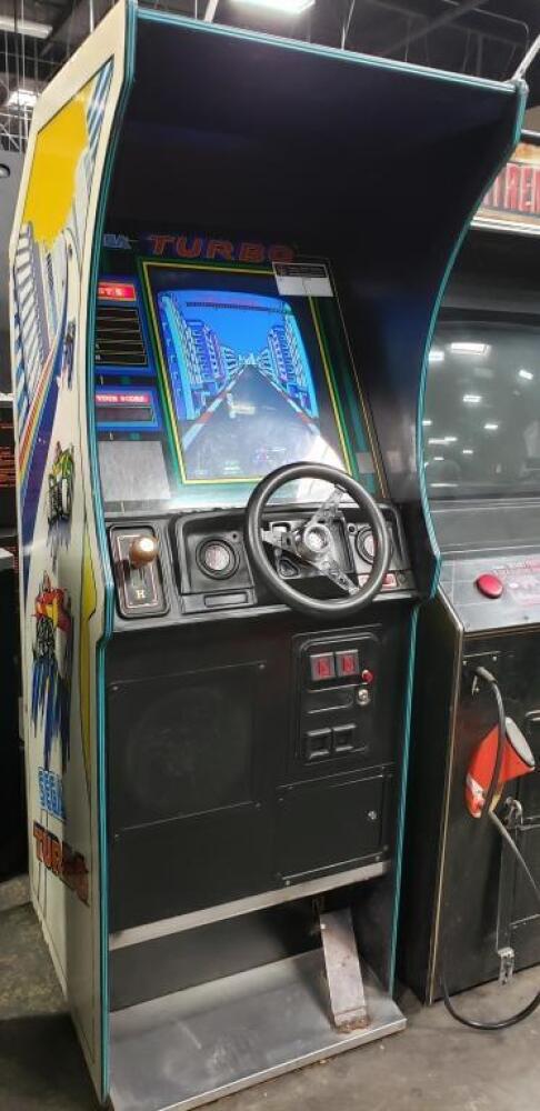 SEGA TURBO UPRIGHT RACING ARCADE GAME