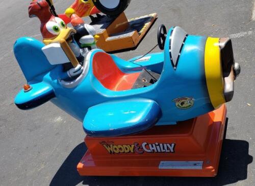 KIDDIE RIDE WOODY WOODPECKER & CHILLY WILLY