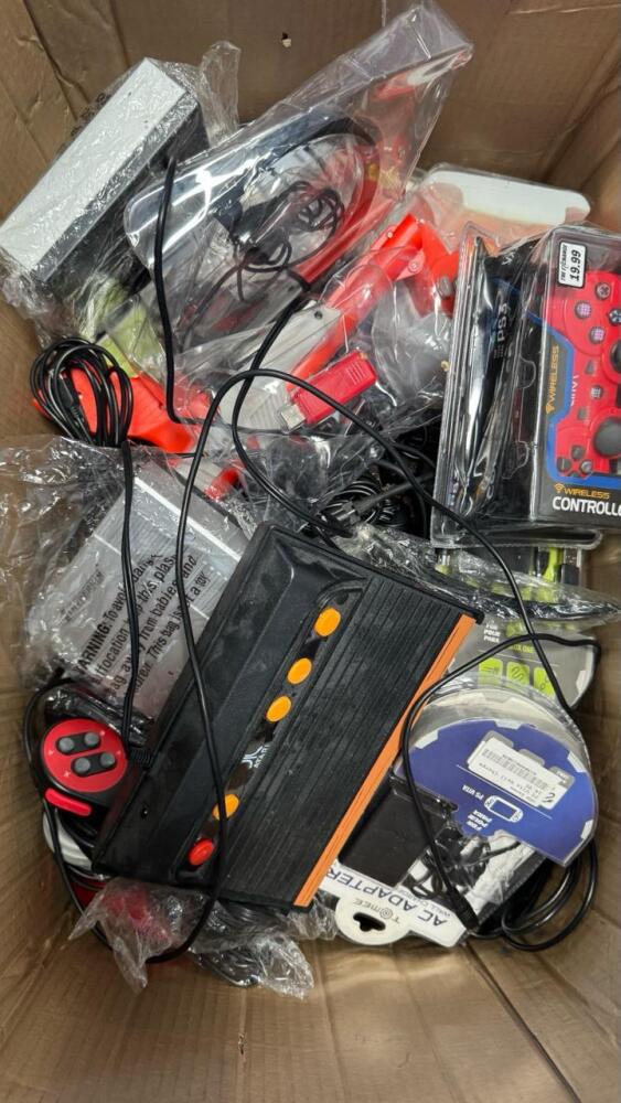 BOX LOT - GAMING ACCESSORIES