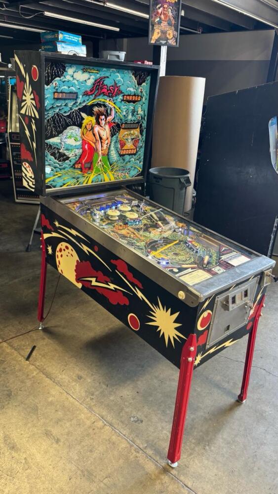 FLASH CLASSIC PINBALL MACHINE WILLIAMS