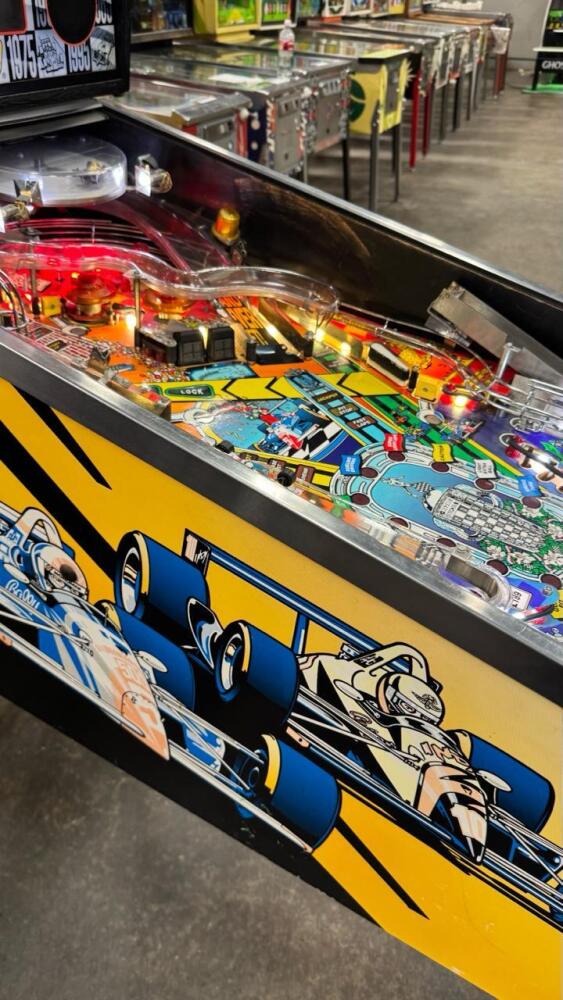 INDY 500 CLASSIC DMD PINBALL MACHINE BALLY