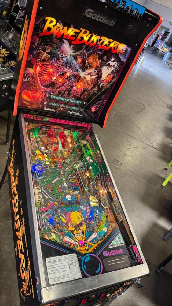 BONE BUSTERS INC. PINBALL MACHINE by GOTTLIEB 1989