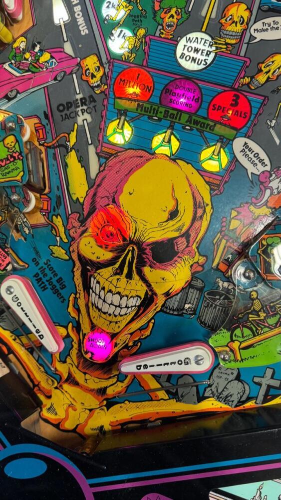 BONE BUSTERS INC. PINBALL MACHINE by GOTTLIEB 1989