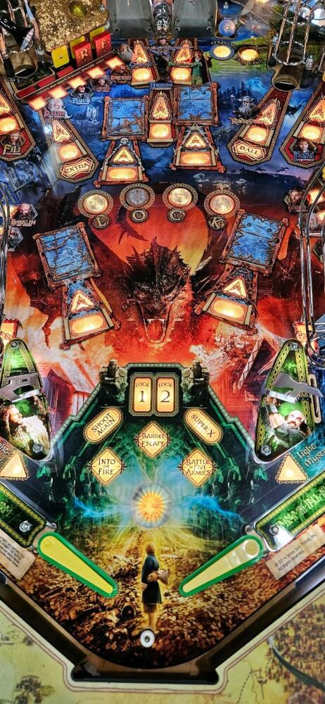 THE HOBBIT LIMITED EDITION #225/1500 PINBALL MACHINE JJP