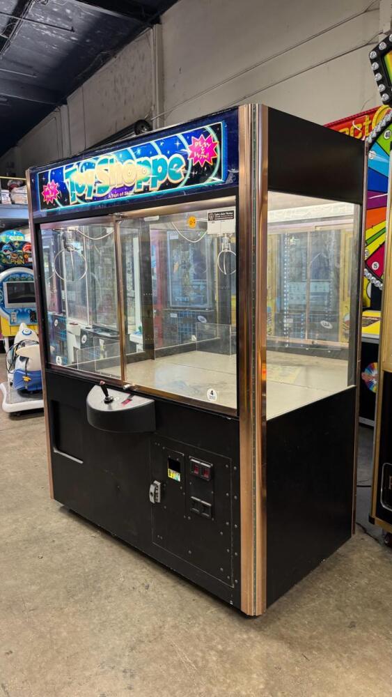 60 TOY SHOPPE PLUSH CLAW CRANE MACHINE