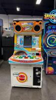 POP'N MUSIC UPRIGHT MUSIC RYTHYM ARCADE GAME KONAMI
