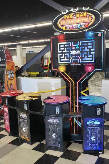 PACMAN BATTLE ROYALE DELUXE 4 PLAYER ARCADE GAME