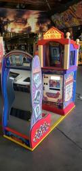 FUN HOUSE PHOTOBOOTH CARNIVAL STYLE KIOSK