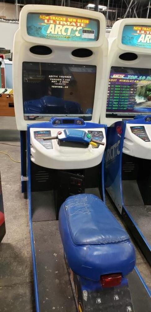 送料無料 店舗 ARCTIC THUNDER ULTIMATE DX RACING W/ LCD MONITOR 2 145cm-150cm未満