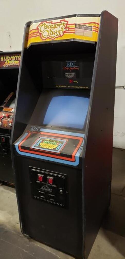 THAYERS QUEST UPRIGHT CLASSIC ARCADE CAB NO DISC