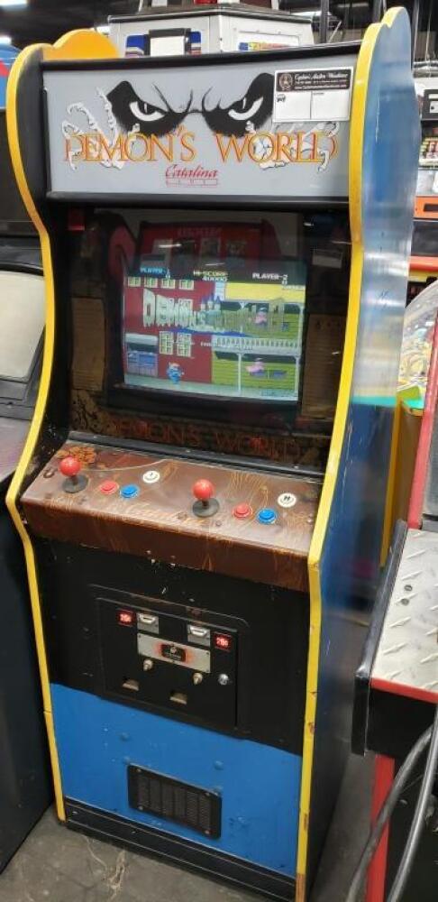 DEMON'S WORLD UPRIGHT CLASSIC ARCADE GAME