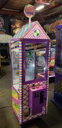 CANDY HOUSE SMART LOLLIPOP CRANE MACHINE