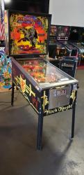 BLACK KNIGHT PINBALL MACHINE WILLIAMS CLASSIC