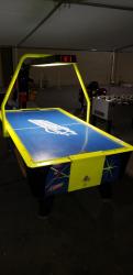 AIR HOCKEY DYNAMO HOT FLASH W/ OVERHEAD SCORING