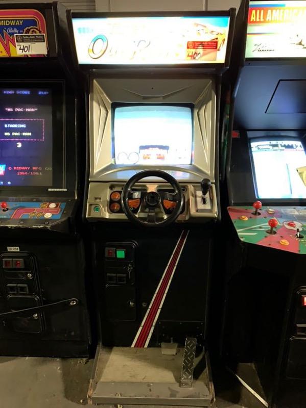 TURBO OUTRUN SEGA CLASSIC UPRIGHT ARCADE GAME