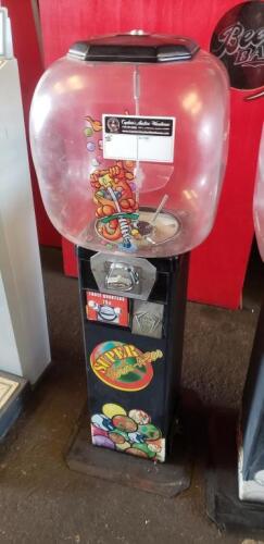 SUPER BOUNCE A ROO SUPER BALL VENDING MACHINE #1