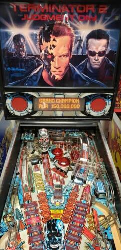 TERMINATOR 2 JUDGEMENT DAY PINBALL MACHINE
