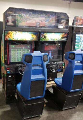 CRUISIN USA TWIN W/ TOPPER RACING ARCADE GAME