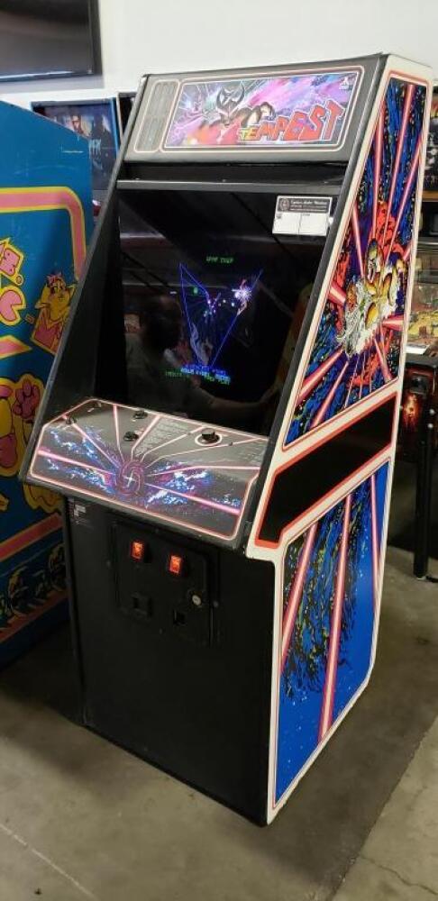 TEMPEST CLASSIC UPRIGHT ATARI ARCADE GAME