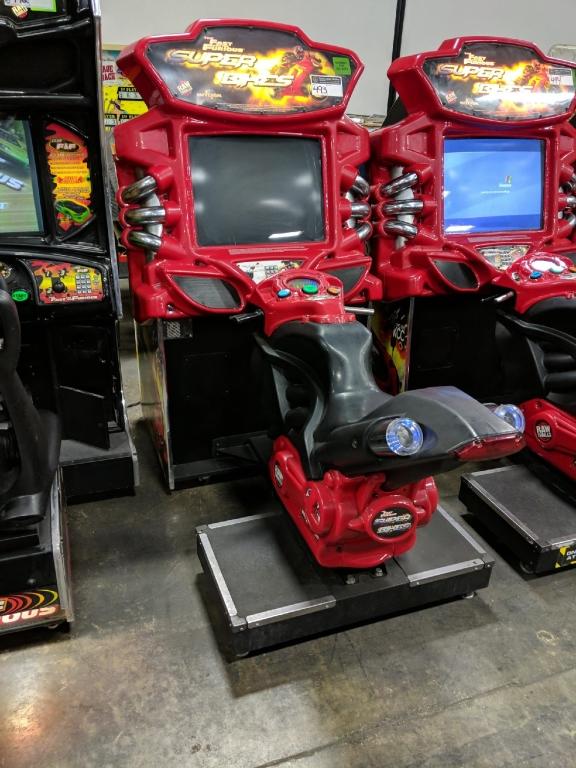 SUPER BIKES FAST & FURIOUS RACING ARCADE GAME