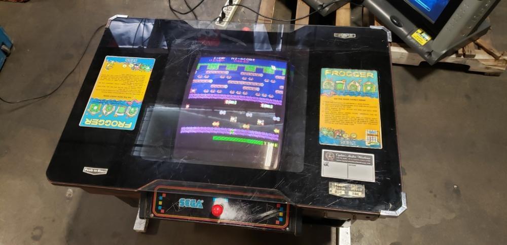 FROGGER COCKTAIL TABLE 19 CLASSIC ARCADE GAME