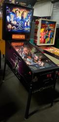 THE X- FILES PINBALL MACHINE SEGA 1977