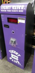 DELTRONICS T-2000 TICKET EATER KIOSK #5