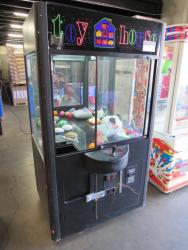 TOY HOUSE 40" PLUSH CLAW CRANE MACHINE