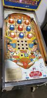 SQUARE HEAD WEDGE PINBALL MACHINE GOTTLIEB 1963 - 3