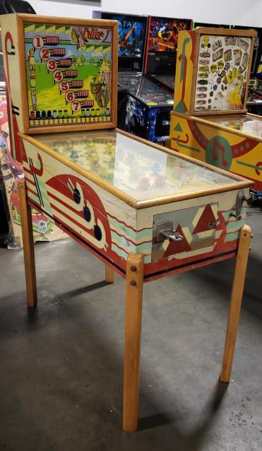 BIG CHIEF WOOD RAIL NOT A PINBALL GENCO MFG 1940