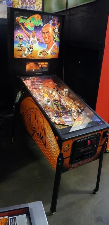 Space Jam Michael Jordan Pinball Machine Sega