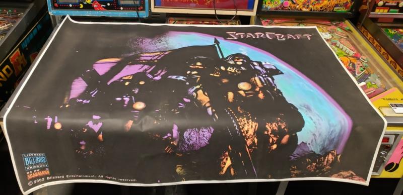 1 LOT- STAR CRAFT VIDEO GAME PROMO CLOTH BANNER