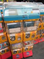 TOMY GACHA DUAL COLUMN CAPSULE VENDING MACHINE #2