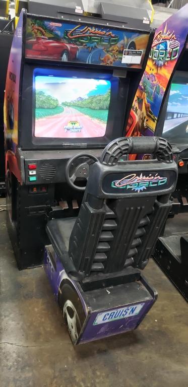 CRUISIN WORLD SITDOWN RACING ARCADE GAME #2