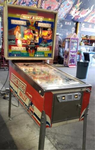 NIGHT RIDER E.M. BALLY CLASSIC PINBALL MACHINE