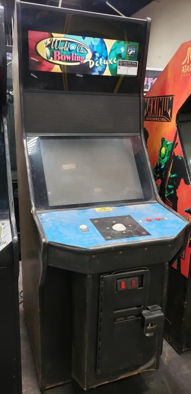 WORLD CLASS BOWLING CAPCOM UPRIGHT ARCADE GAME