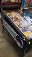 HARD BODY PINBALL MACHINE BALLY 1987 - 4