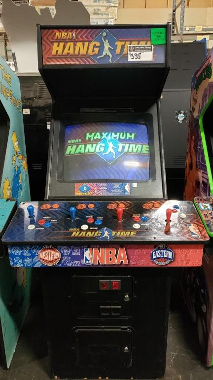 NBA HANGTIME BASKETBALL MIDWAY ARCADE GAME