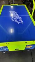 AIR HOCKEY DYNAMO HOT FLASH W/ OVERHEAD SCORING - 2