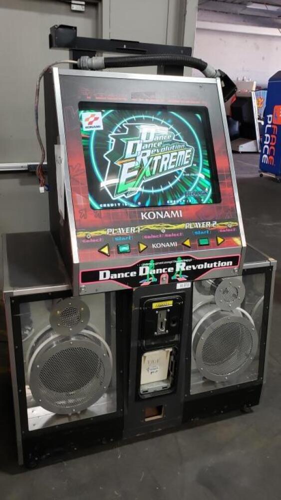 DDR EXTREME ARCADE GAME CABINET ONLY WORKING