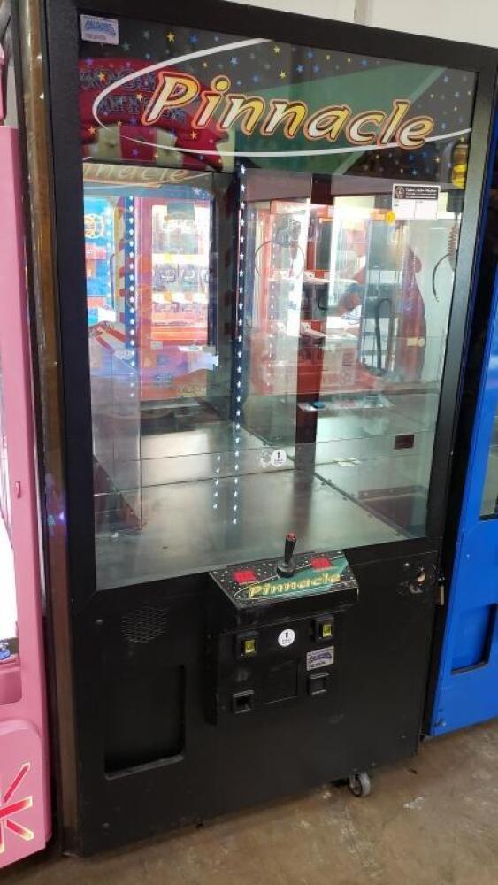 42 ICE PINNACLE PLUSH CLAW CRANE MACHINE #1